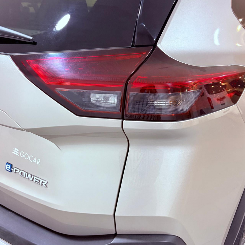 Nissan X-Trail  5 pts. Platinum e-Power, E-REV, TA, QCP, s. Bose, RA-19 2025
